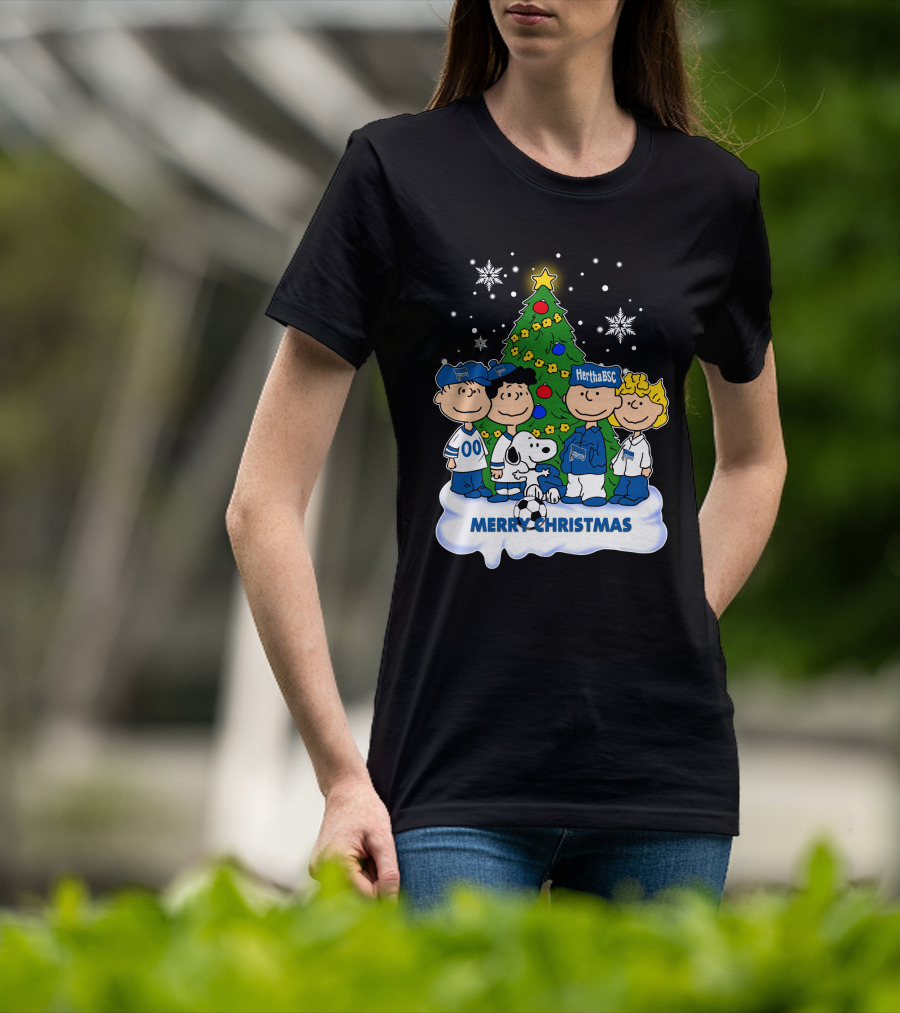 Hertha BSC Peanuts Merry Christmas Tree Scene T-Shirt