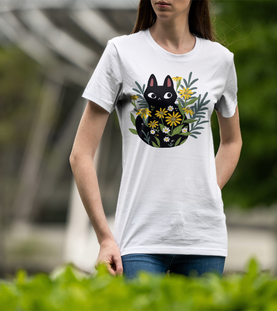 Black Cat With Flowers Essential Cute Funny Cat Illustration Floral T-Shirt