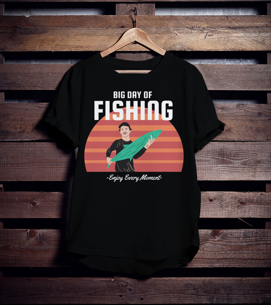 Big Day Of Fishing Enjoy Every Moment Retro Sunset Catch T-Shirt