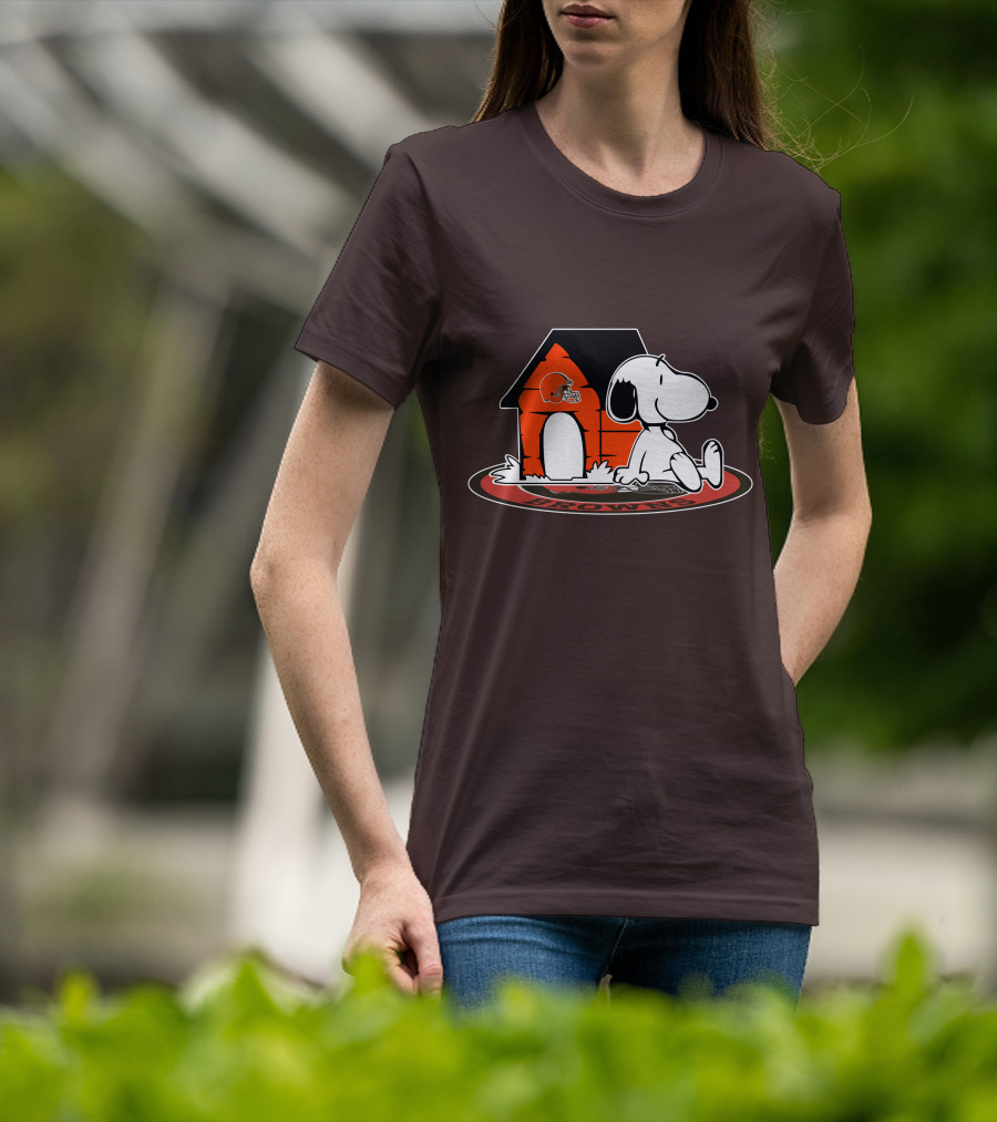 Cleveland Browns Football Fan Snoopy Now And Forever T-Shirt
