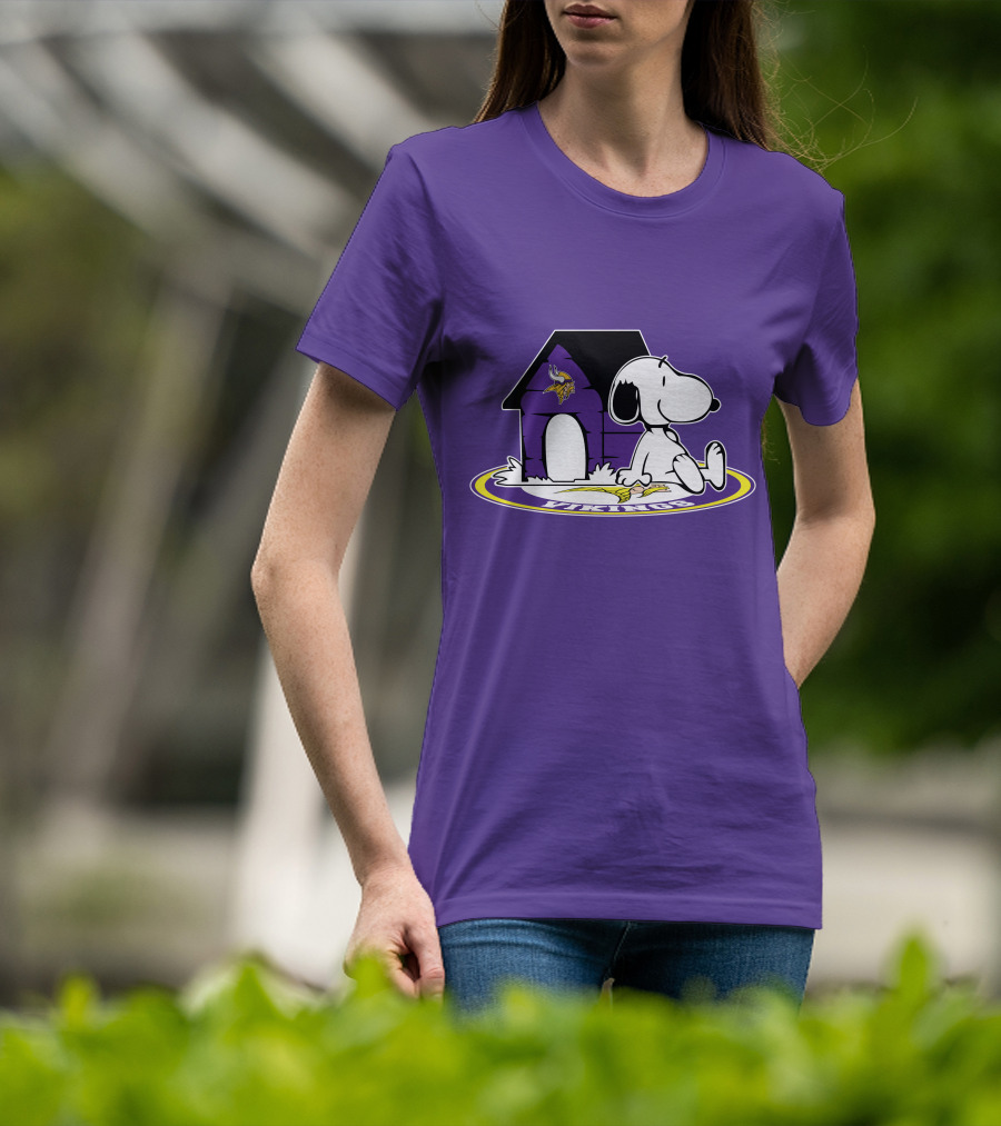 Snoopy Minnesota Vikings Football Fan Now And Forever T-Shirt