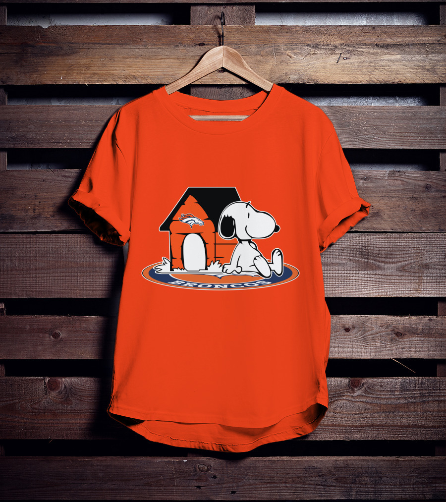 Denver Broncos Snoopy Fan Forever T-Shirt