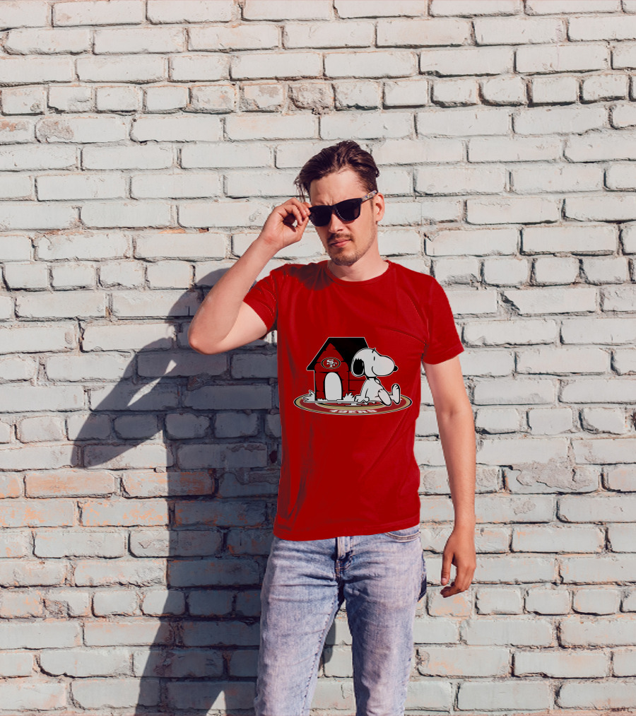 San Francisco 49ers Snoopy Fan Forever T-Shirt