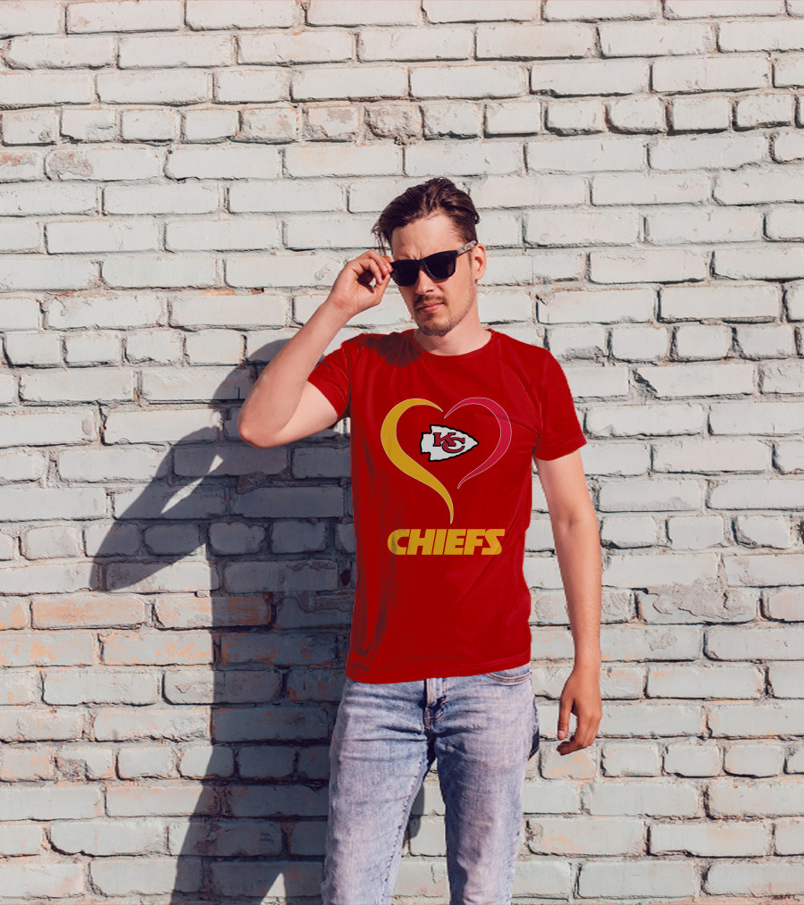 Kansas City Chiefs Heart Logo Chiefs T-Shirt