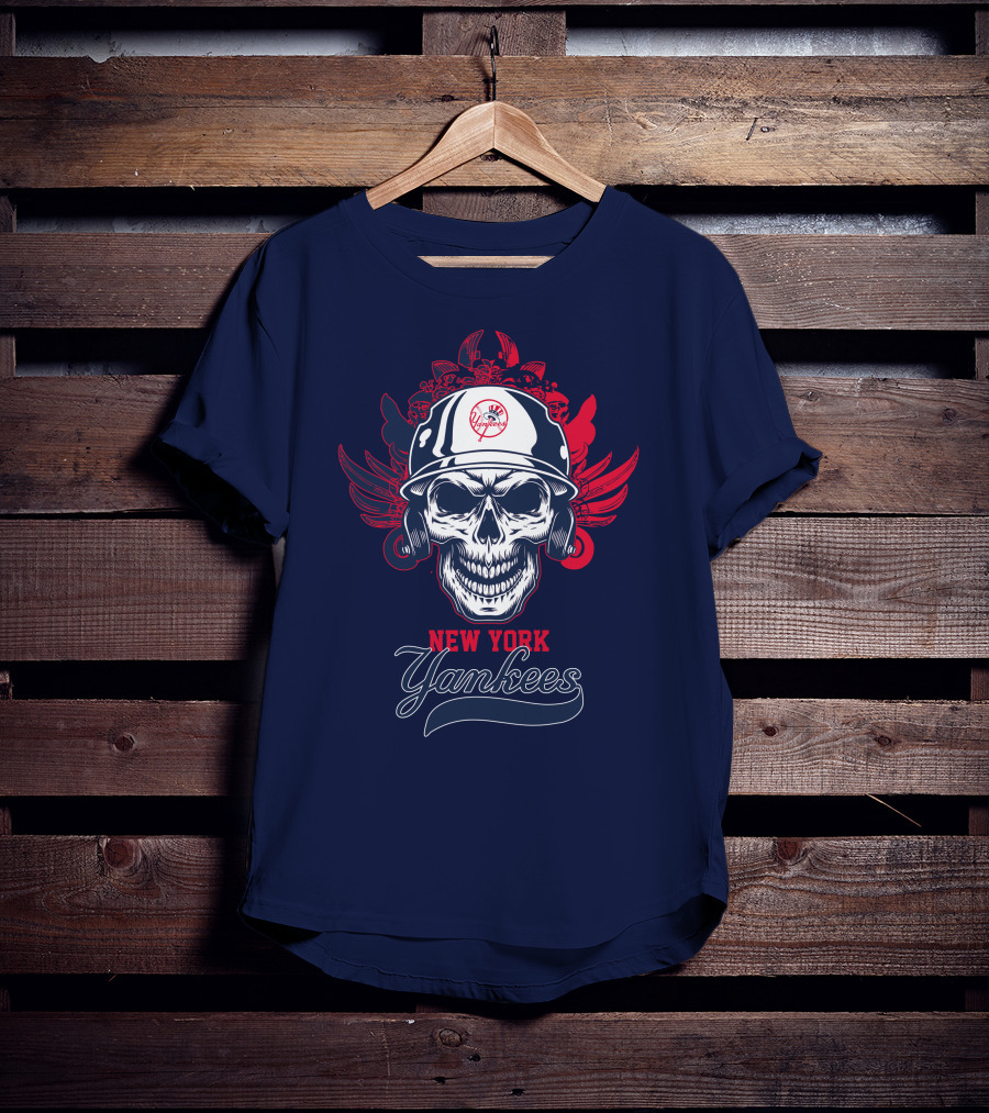 New York Yankees Skull Wings Helmet T-Shirt