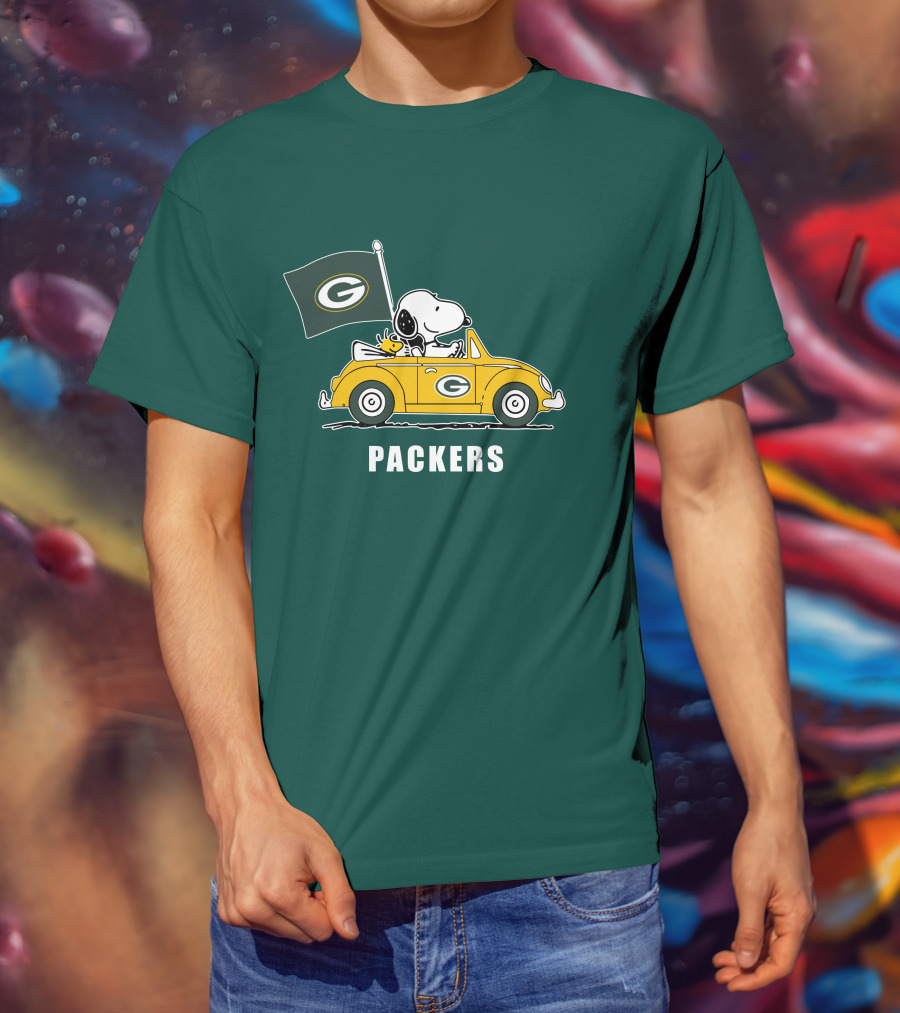 Green Bay Packers Snoopy Driving Car T-Shirt