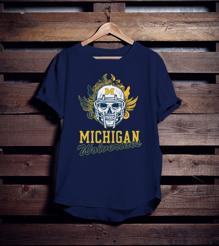 Michigan Wolverines Skull Helmet With Floral Wings T-Shirt