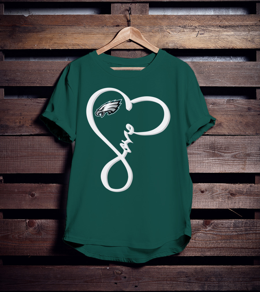 Philadelphia Eagles Love Heart T-Shirt