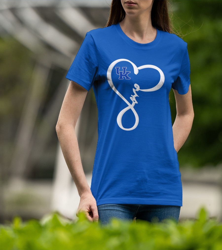UK Wildcats Love Heart T-Shirt