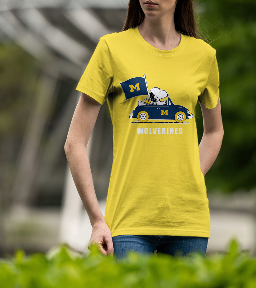 Michigan Wolverines Snoopy Driving With Flag T-Shirt