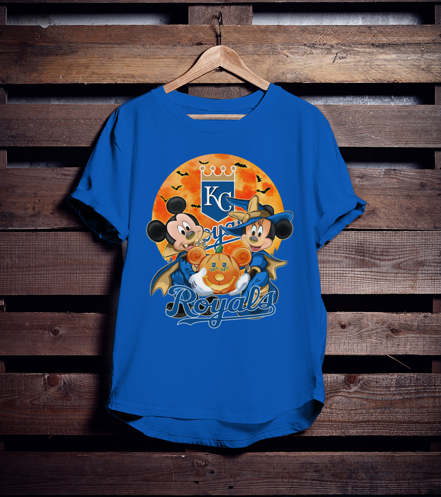 Kansas City Royals Mickey Mouse And Minnie Mouse Halloween Pumpkin Magic T-Shirt
