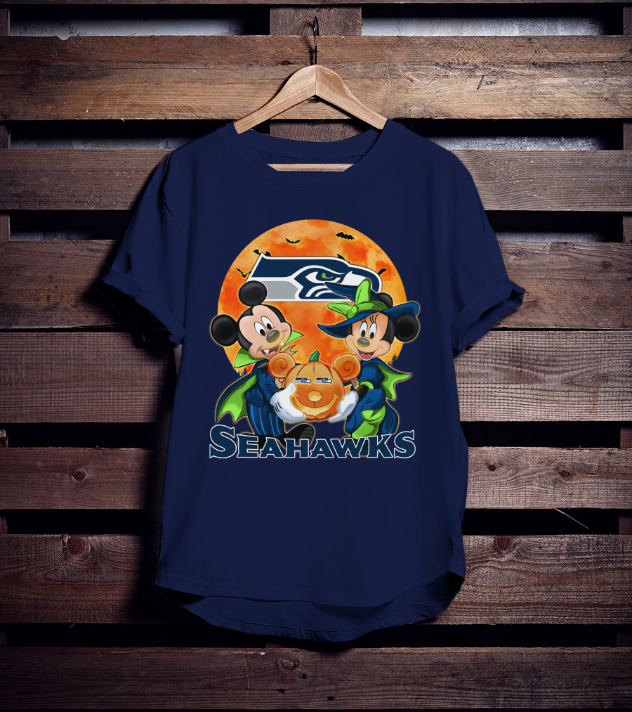Seattle Seahawks Mickey Mouse And Minnie Mouse Halloween Pumpkin T-Shirt