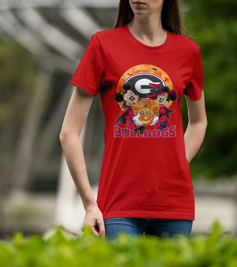 Georgia Bulldogs Mickey And Minnie Mouse Halloween Pumpkin T-Shirt