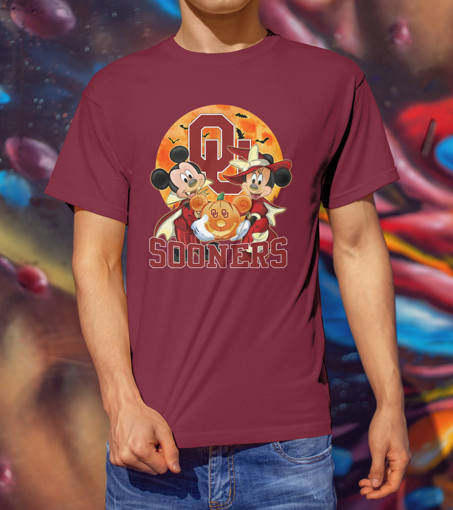 Oklahoma Sooners Mickey Mouse And Minnie Mouse Halloween Pumpkin Moon Bats T-Shirt