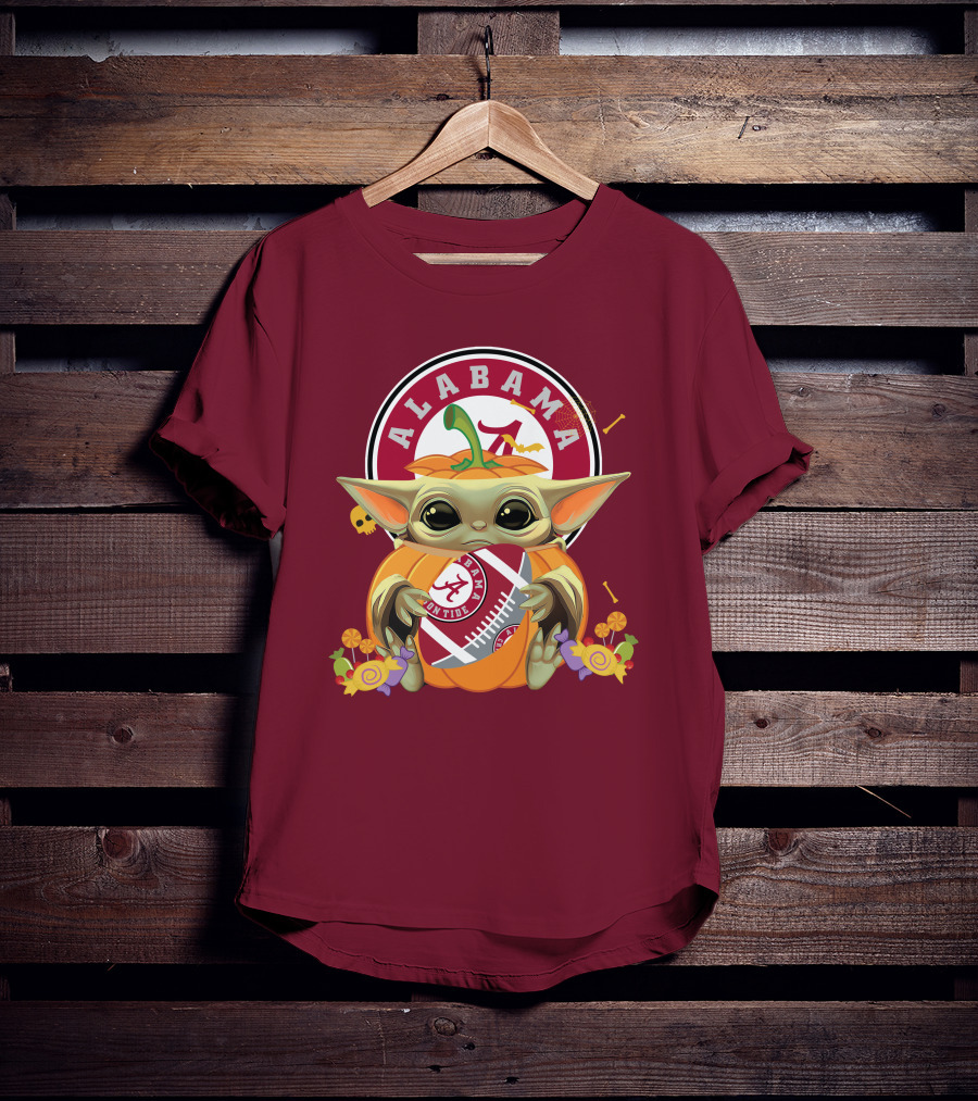 Halloween Pumpkin Baby Yoda Hug Alabama Crimson Tide Football T-Shirt