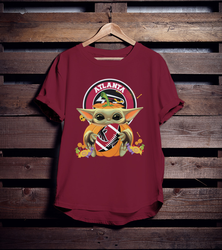 Halloween Pumpkin Baby Yoda Hug Atlanta Falcons Football T-Shirt