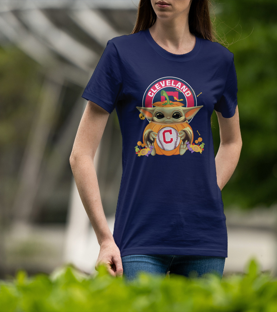 Halloween Pumpkin Baby Yoda Hug Cleveland Baseball Team T-Shirt