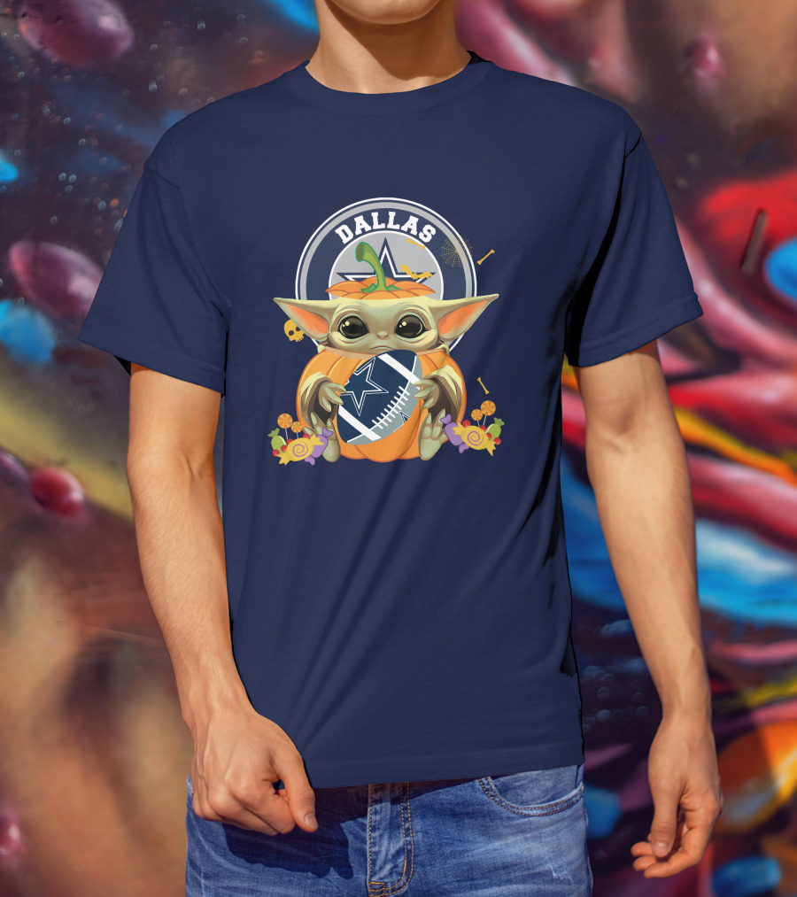 Halloween Pumpkin Baby Yoda Hug Dallas Cowboys Football T-Shirt