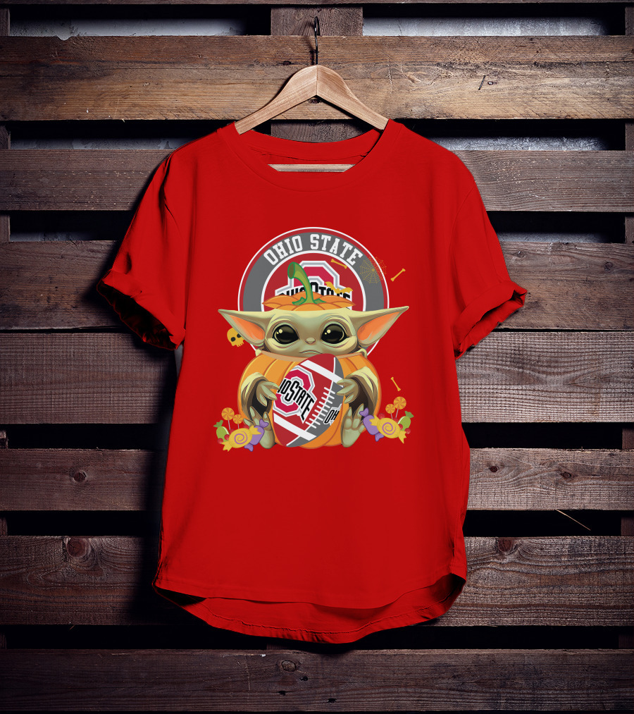 Halloween Pumpkin Ohio State Buckeyes Baby Yoda Hug Football T-Shirt
