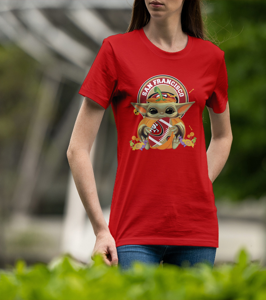 Halloween Pumpkin Baby Yoda Hug San Francisco 49ers Football T-Shirt