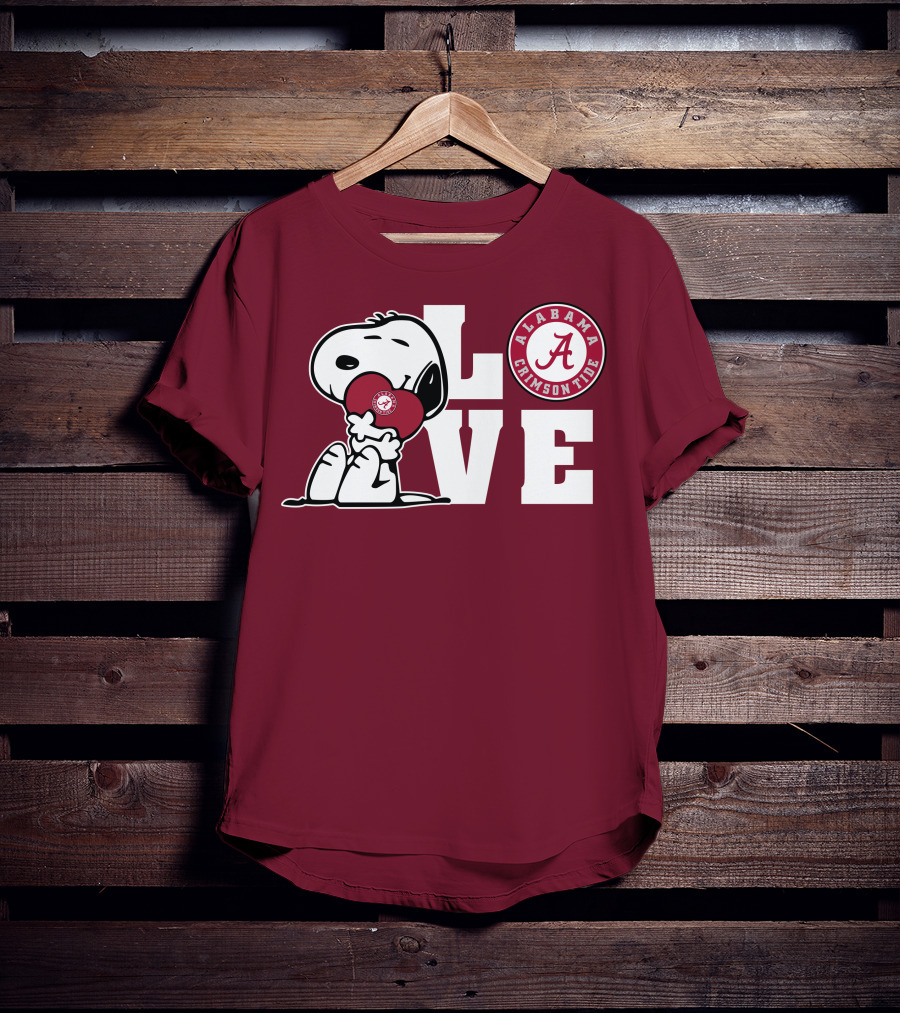 Snoopy Love Alabama Crimson Tide Football T-Shirt