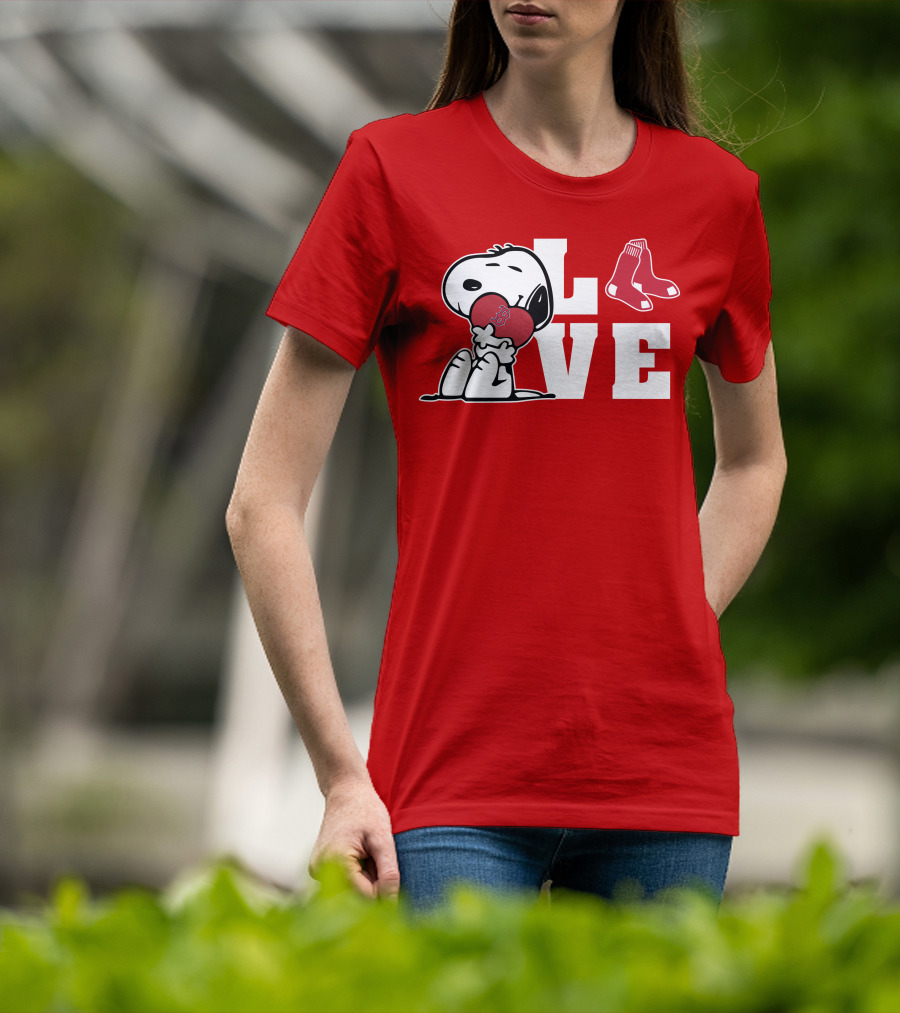 Snoopy Love Boston Red Sox Heart Peanuts Baseball Fan T-Shirt