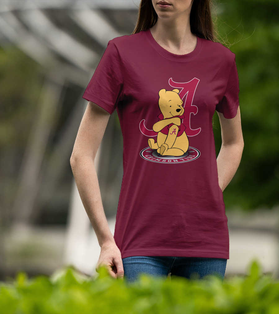Alabama Crimson Tide Pooh Bear Sitting With Crimson T-Shirt