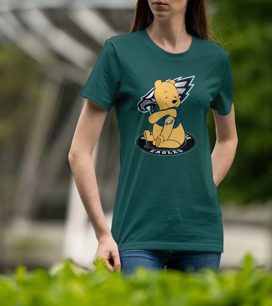 Philadelphia Eagles Winnie The Pooh Sitting In Front Of Team T-Shirt