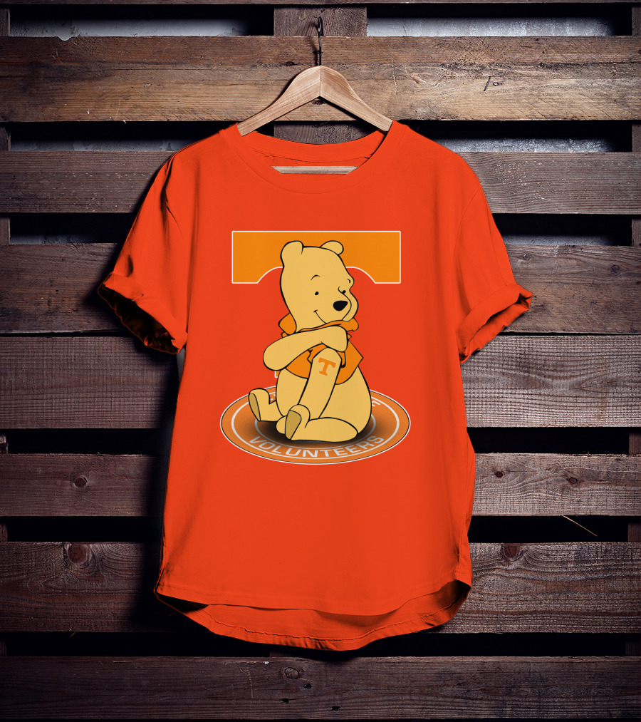 Tennessee Volunteers Winnie The Pooh Sitting With Orange T-Shirt And Big T T-Shirt