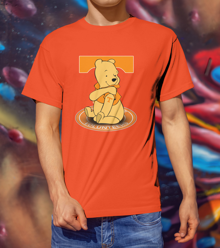 Tennessee Volunteers Winnie The Pooh Sitting With Orange T-Shirt And Big T T-Shirt