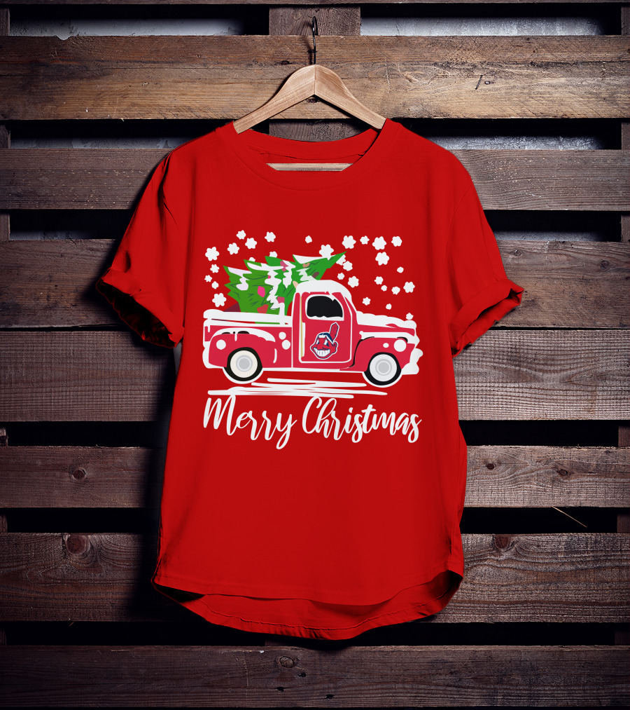 Merry Christmas Cleveland Indians Vintage Car With Tree T-Shirt