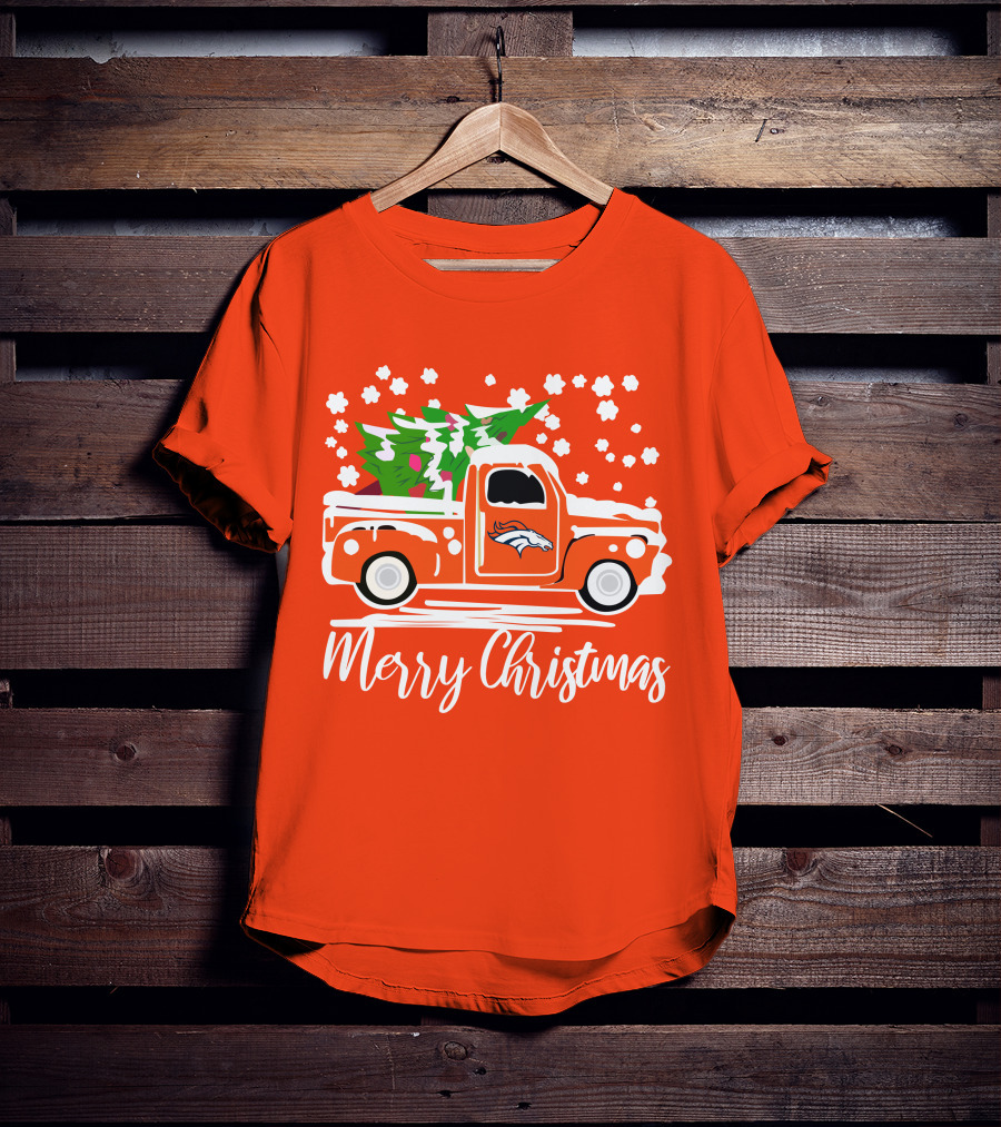 Denver Broncos Vintage Truck Merry Christmas Snowflakes T-Shirt