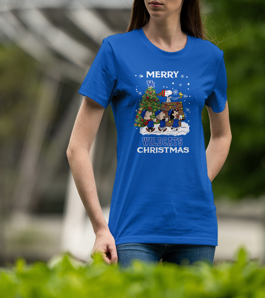 Wildcats Merry Christmas Peanuts Tree Kentucky T-Shirt