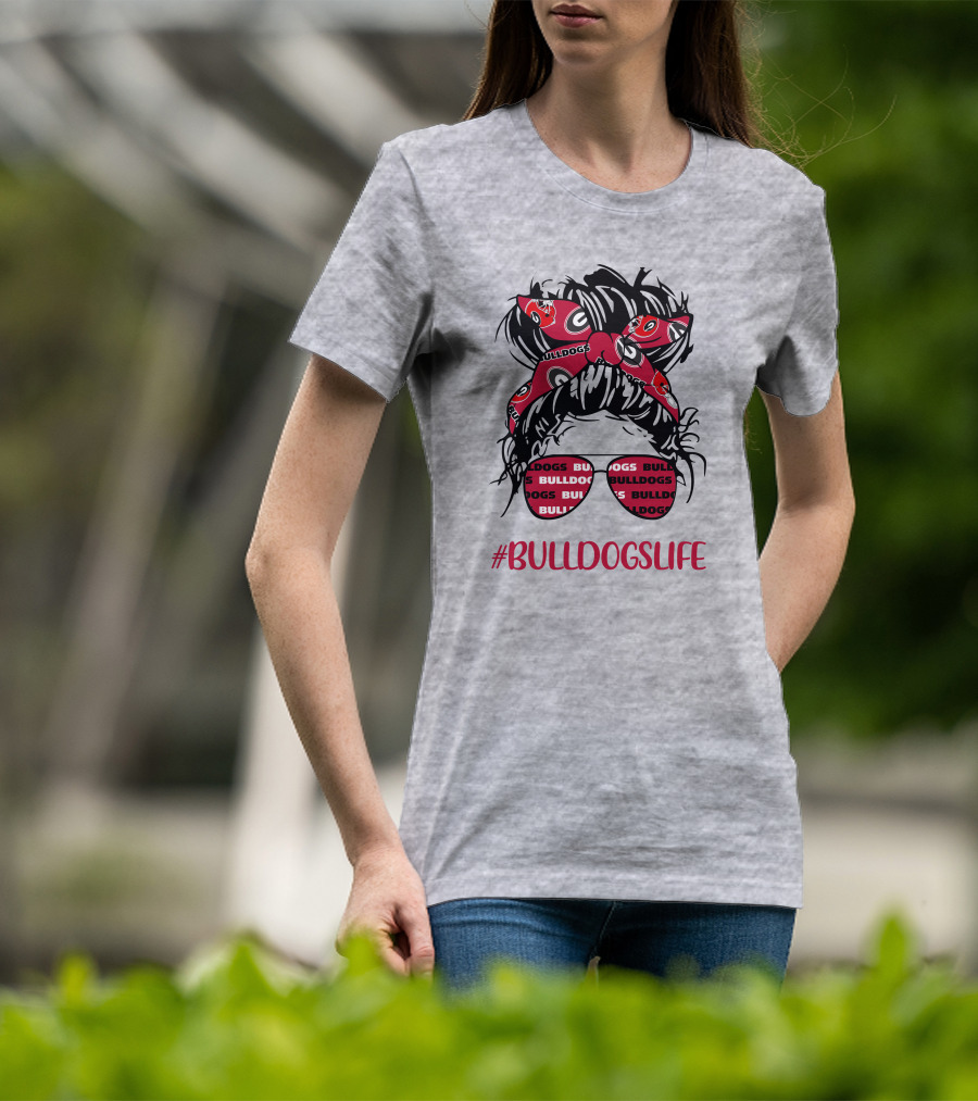 BULLDOGSLIFE Georgia Bulldogs Messy Bun Headband Glasses Girl T-Shirt