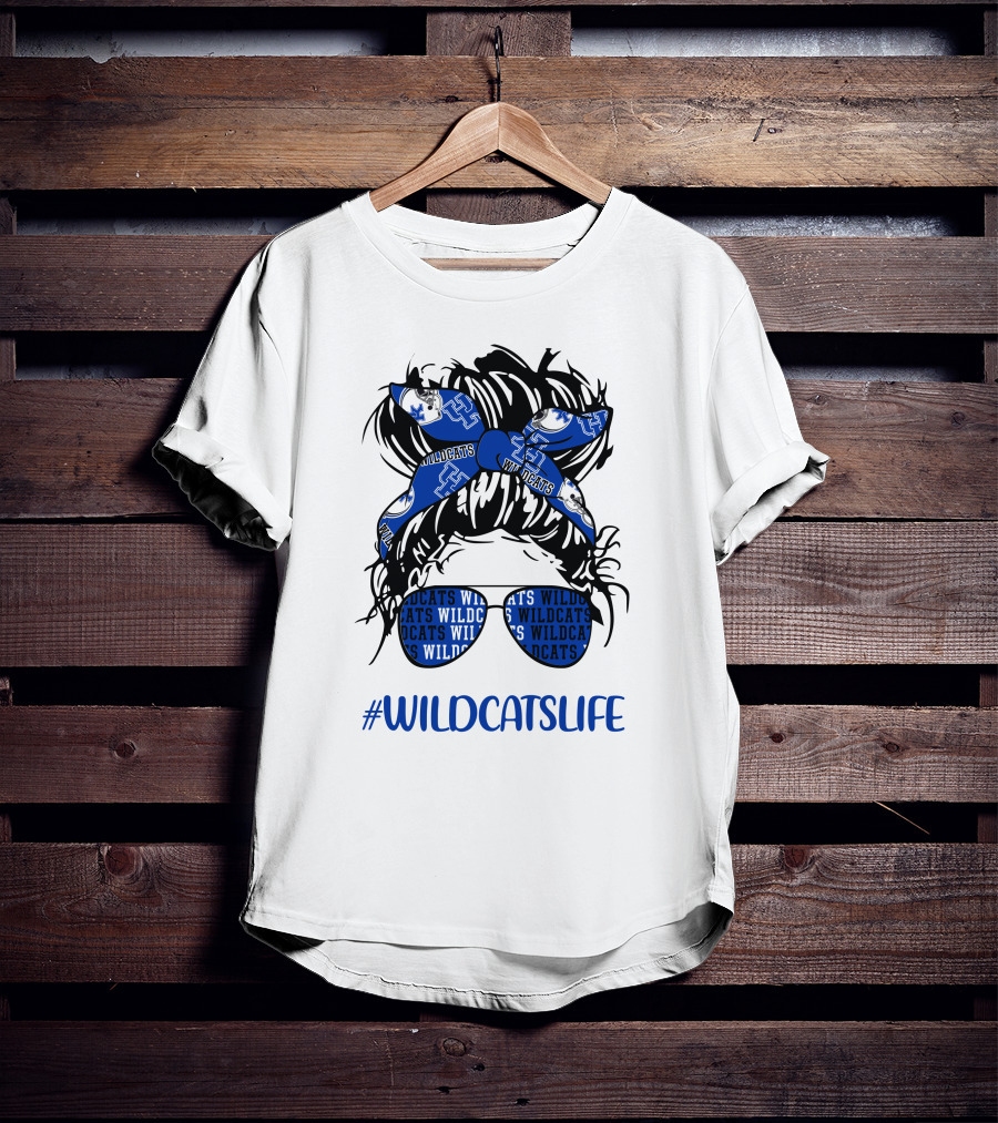 WILDCATSLIFE Kentucky Wildcats Messy Bun Headband Glasses Girl T-Shirt