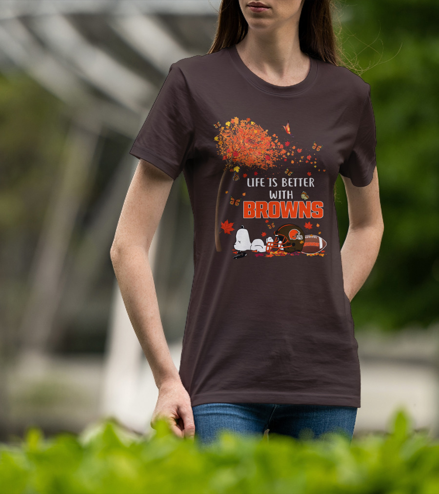 Life Is Better With My Cleveland Browns Football Autumn Scene And Peanuts Character T-Shirt