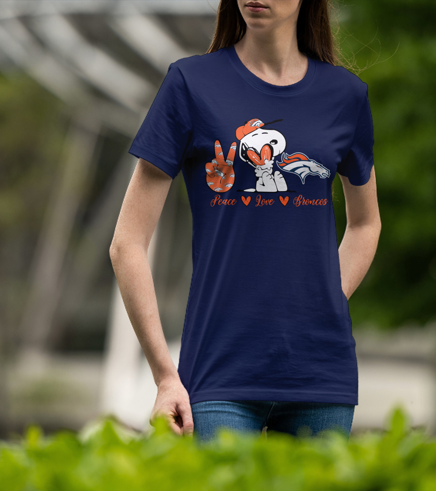 Peace Love Denver Broncos Snoopy Embrace T-Shirt