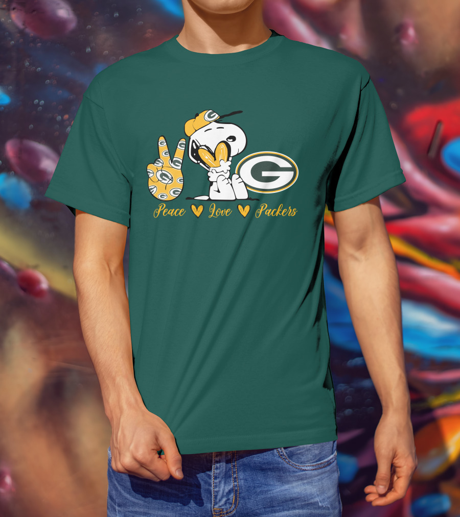 Peace Love Packers Snoopy Green Bay Packers T-Shirt