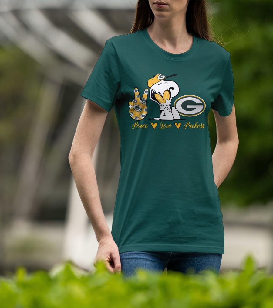 Peace Love Packers Snoopy Green Bay Packers T-Shirt