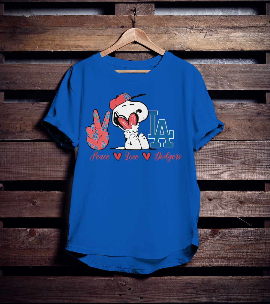 Peace Love Los Angeles Dodgers Snoopy La T-Shirt