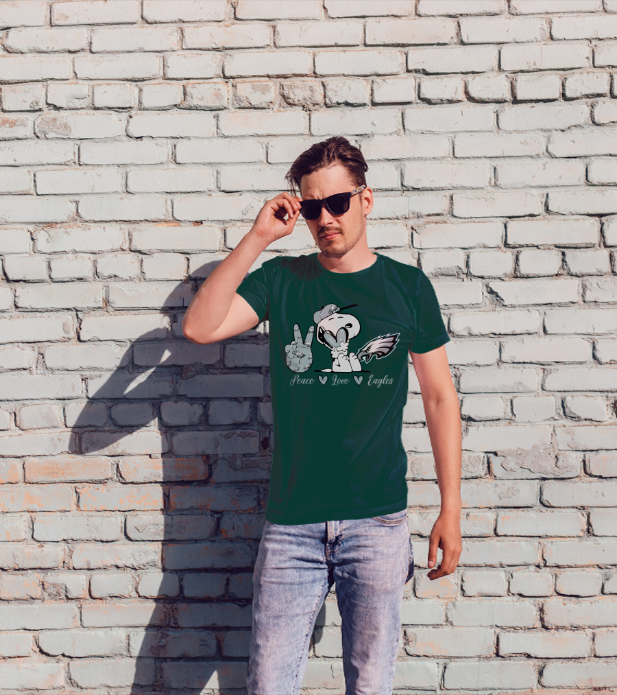 Peace Love Snoopy Philadelphia Eagles T-Shirt