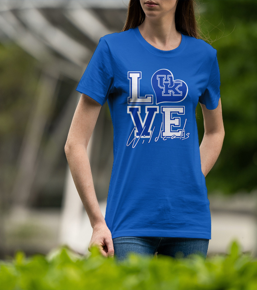 LOVE Kentucky Wildcats UK Heart Wildcats T-Shirt