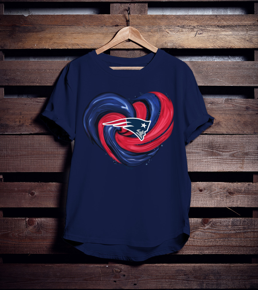 New England Patriots Heart Swirl T-Shirt