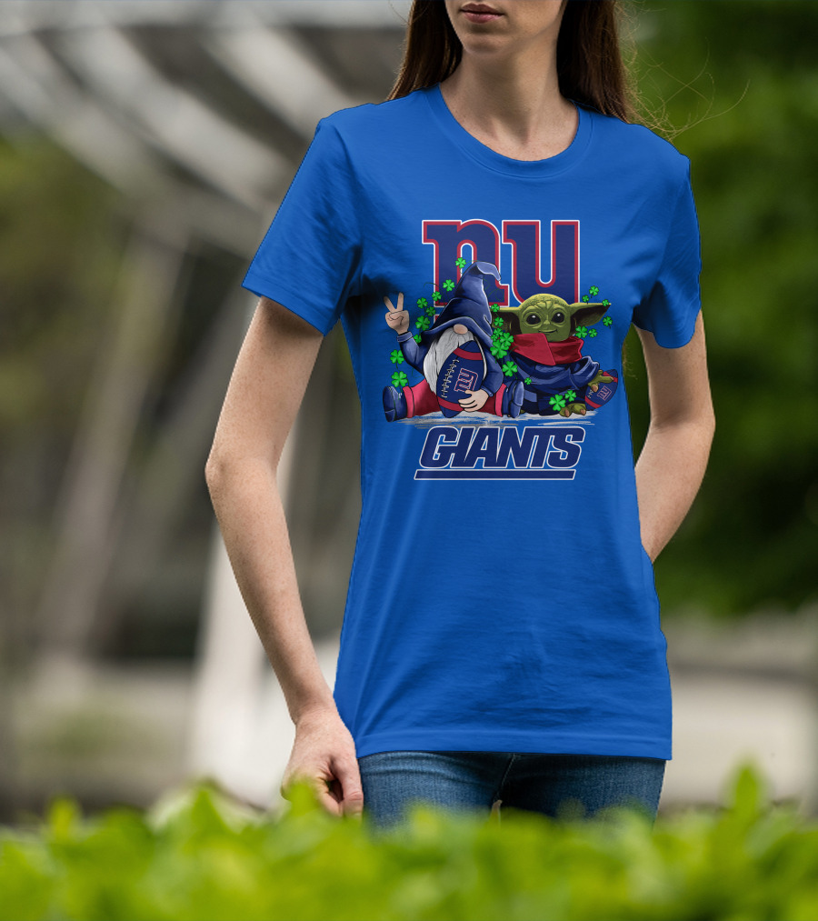 New York Giants Leprechauns Gnomes Baby Yoda Football Clover T-Shirt