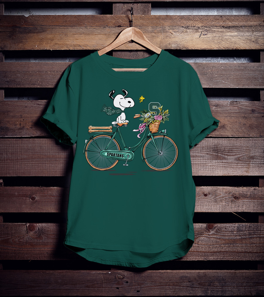 Michigan State Spartans Snoopy On Bicycle With Flowers T-Shirt