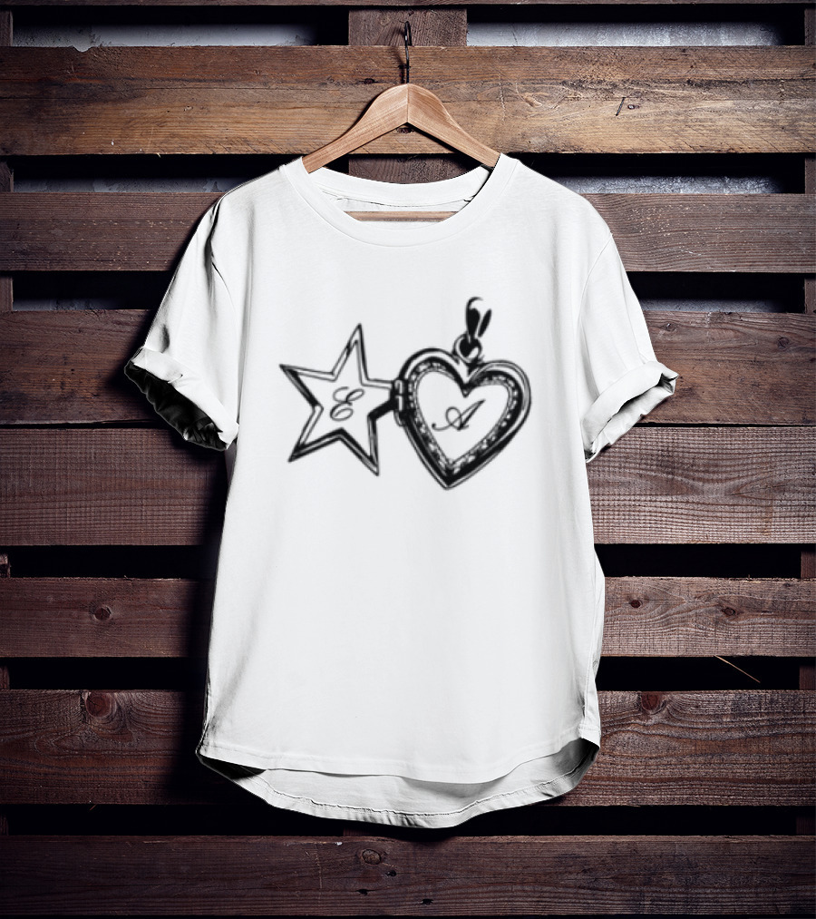 Eileen Alister The Locket Heart And Star Charm T-Shirt