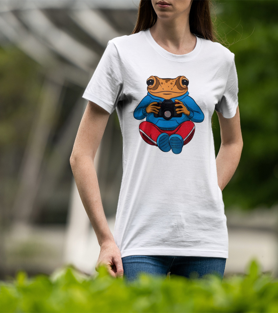 Bad Bunny Sapo Concho Frog With Camera Blue Red Pants T-Shirt