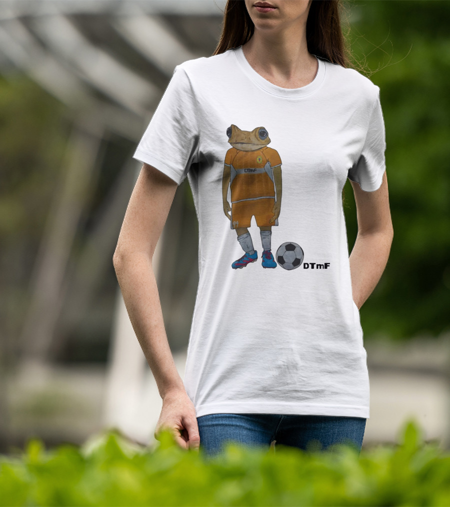 Dtmf 91 Frog Soccer Player With Ball T-Shirt