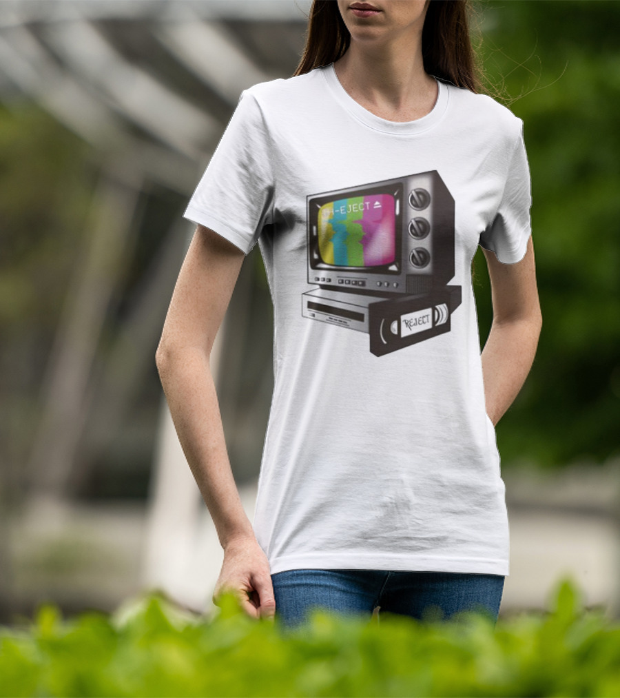 Sh-Eject Retro TV VHS Eject Design T-Shirt