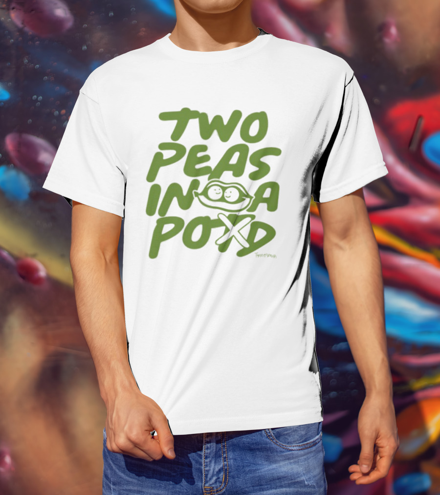 Two Peas In A Pod Cartoon Illustration By Tamera Ann 전연희 T-Shirt